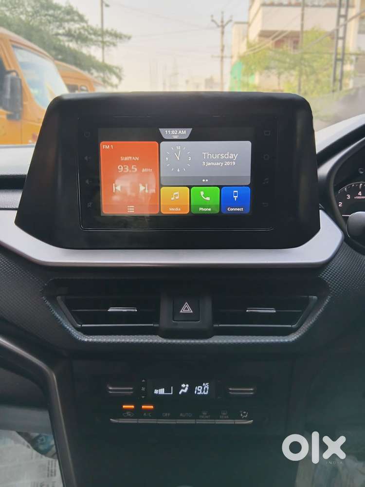 Maruti Suzuki Brezza Vxi At, 2023, Petrol