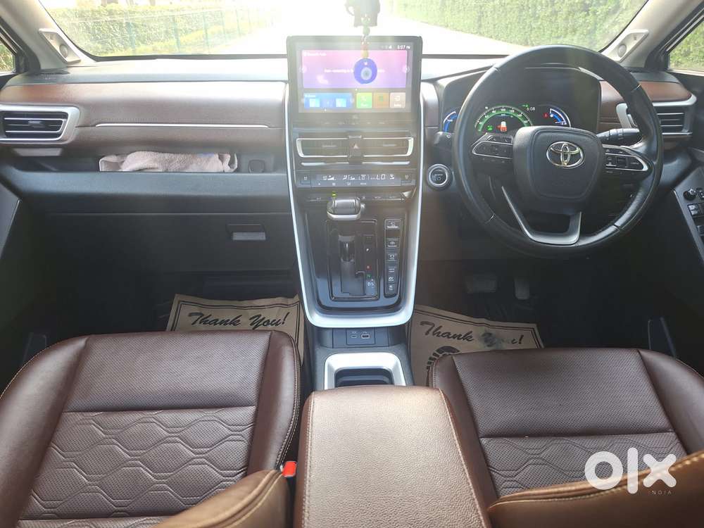 Toyota Innova Hycross 2.0 Zx (o) Hybrid 7 Str, 2024, Cng & Hybrids