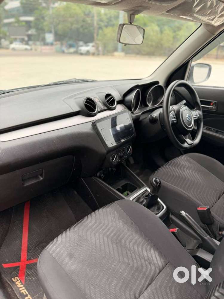 Maruti Suzuki Swift Vxi Optional, 2021, Petrol