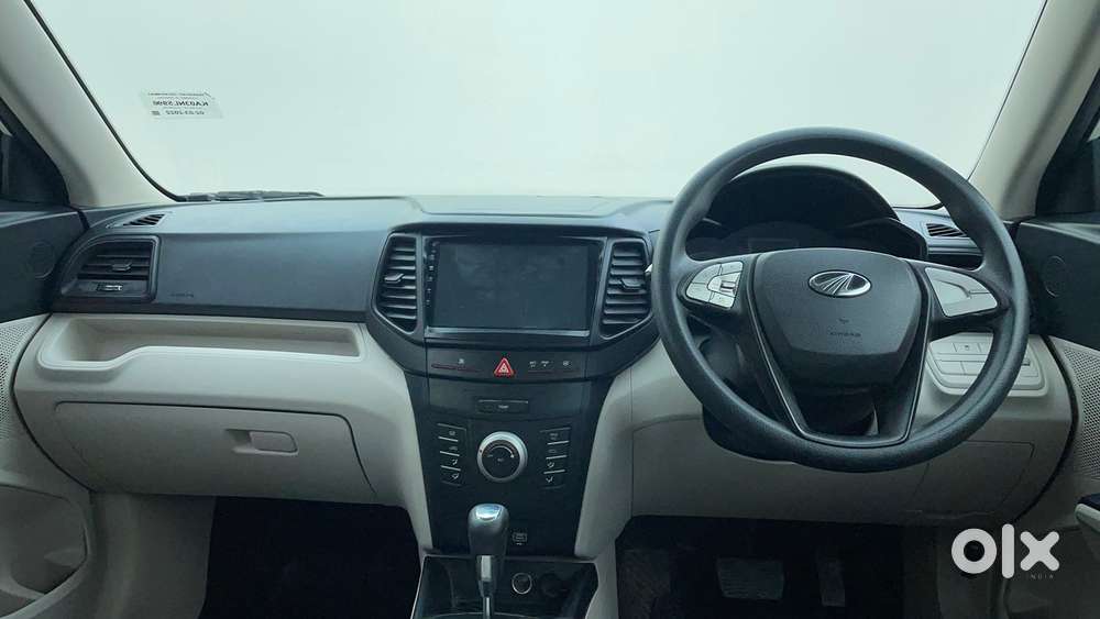 Mahindra Xuv300 1.2 W6 Amt Petrol, 2022, Petrol