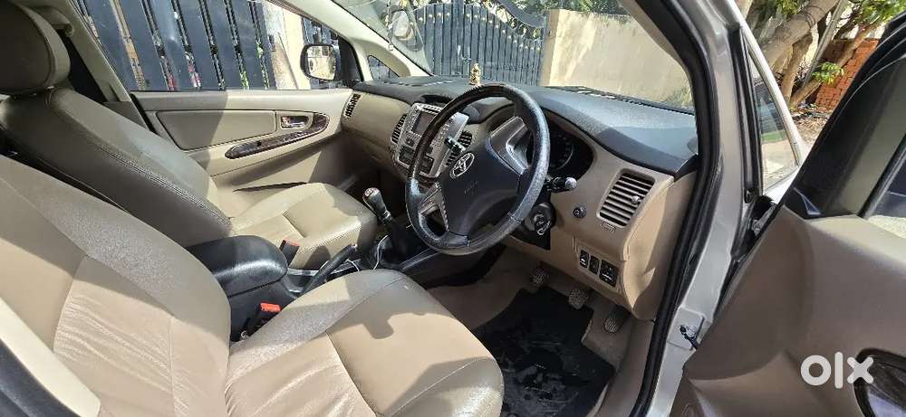 Toyota Innova Z 2015 Diesel Well Maintained