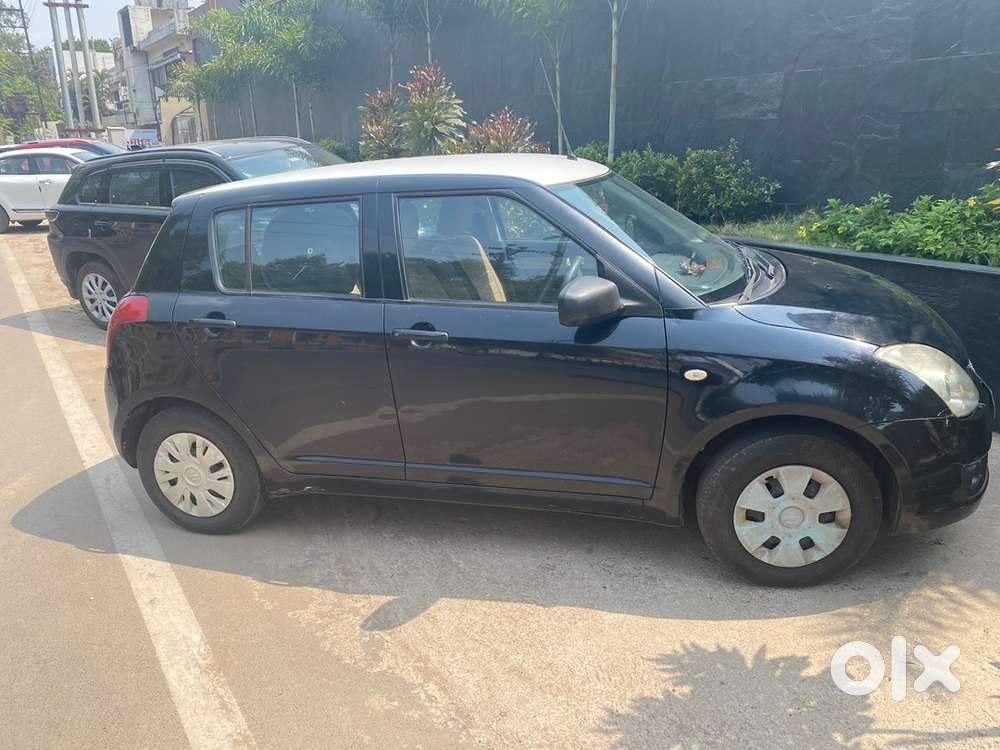 Maruti Suzuki Swift 2006 Petrol Well Maintained