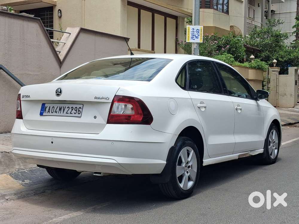 Skoda Rapid 1.6 Ambition Plus Tdi At, 2018, Electric