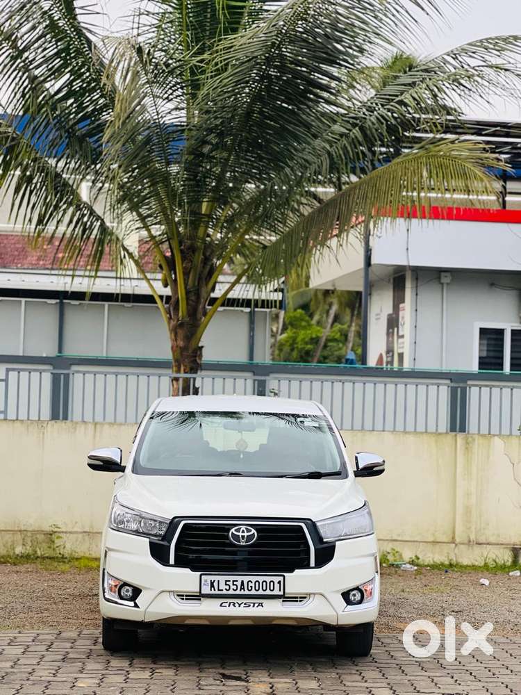 Toyota Innova Crysta 2.4 G Plus Mt, 2017, Diesel