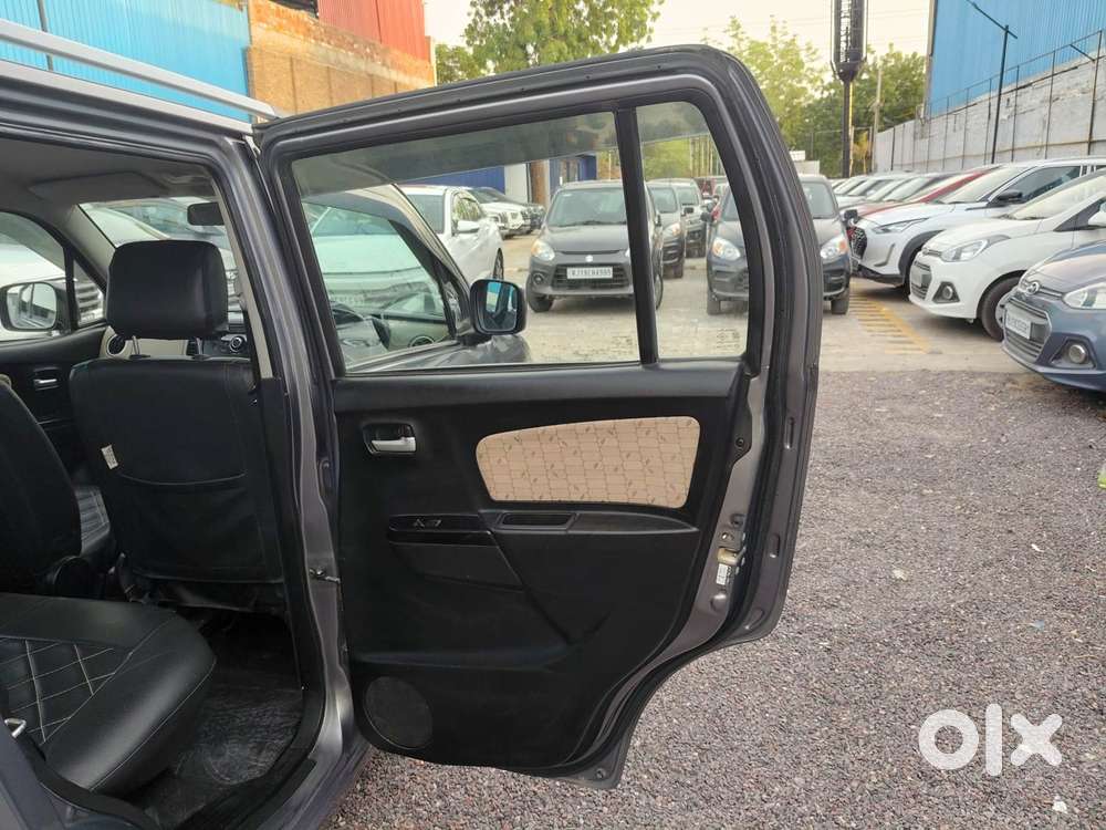 Maruti Suzuki Wagon R 1.0 Vxi Amt, 2017, Petrol