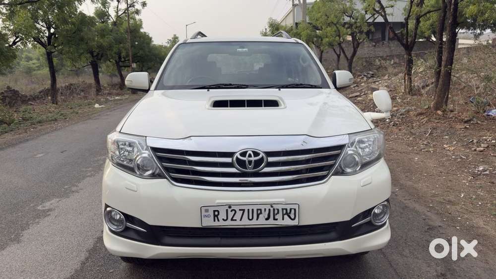 Toyota Fortuner 3.0 4x2 Mt, 2015, Diesel