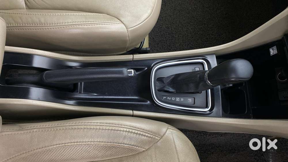 Maruti Suzuki Ciaz 1.5 Alpha Shvs Petrol, 2019, Petrol