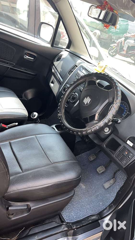 Maruti Suzuki Wagon R Stingray 1.0 Vxi Plus, 2014, Petrol