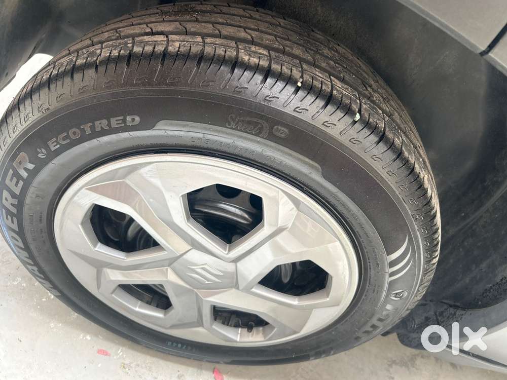 Maruti Suzuki Brezza Lxi Cng 2025 2026