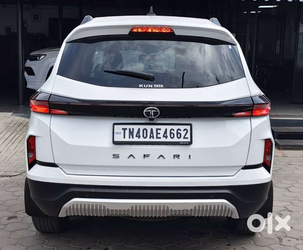 Tata Safari Pure Plus S, 2025, Diesel