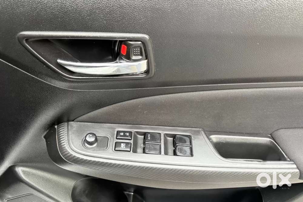 Maruti Suzuki Swift Vxi, 2023, Petrol