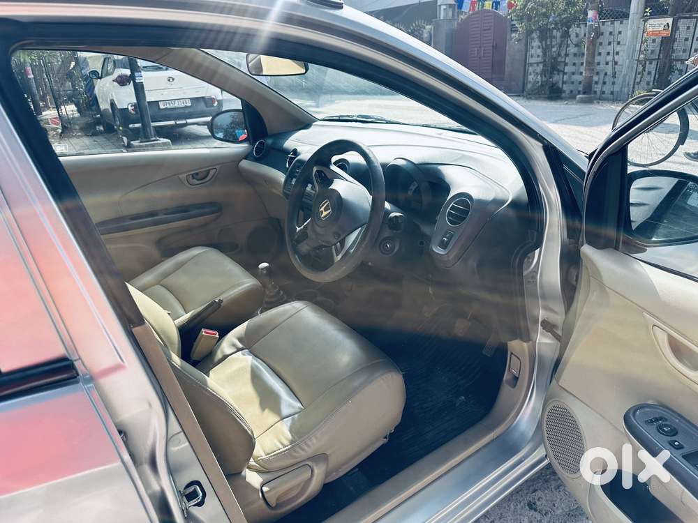 Honda Brio Vx Mt, 2012, Petrol