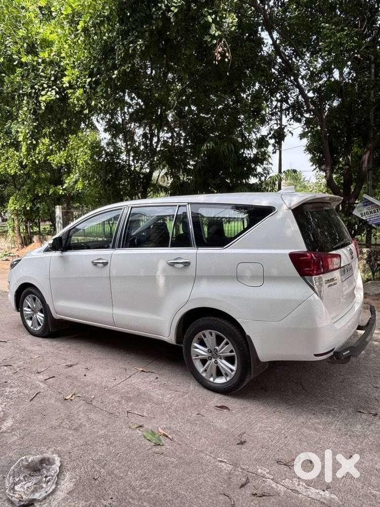 Toyota Innova Crysta 2.8z Automatic, 2019, Diesel