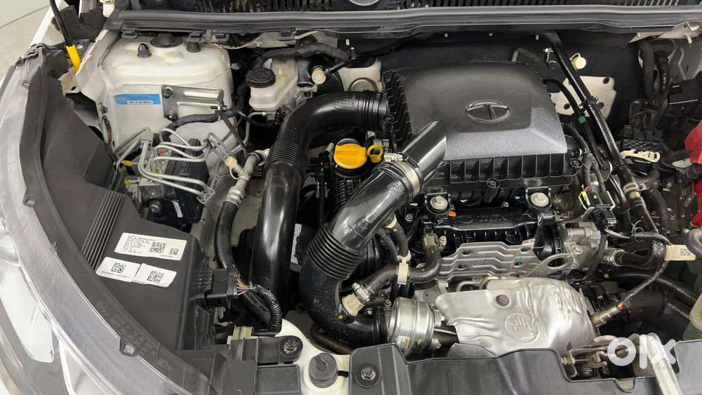 Tata Nexon 1.2 Revotron Xma Amt (s), 2022, Petrol