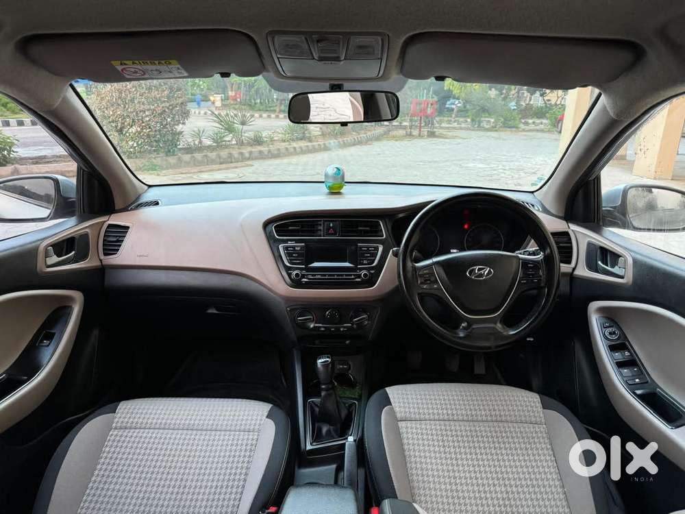 Hyundai I20 Sportz 1.2 Mt, 2018, Petrol