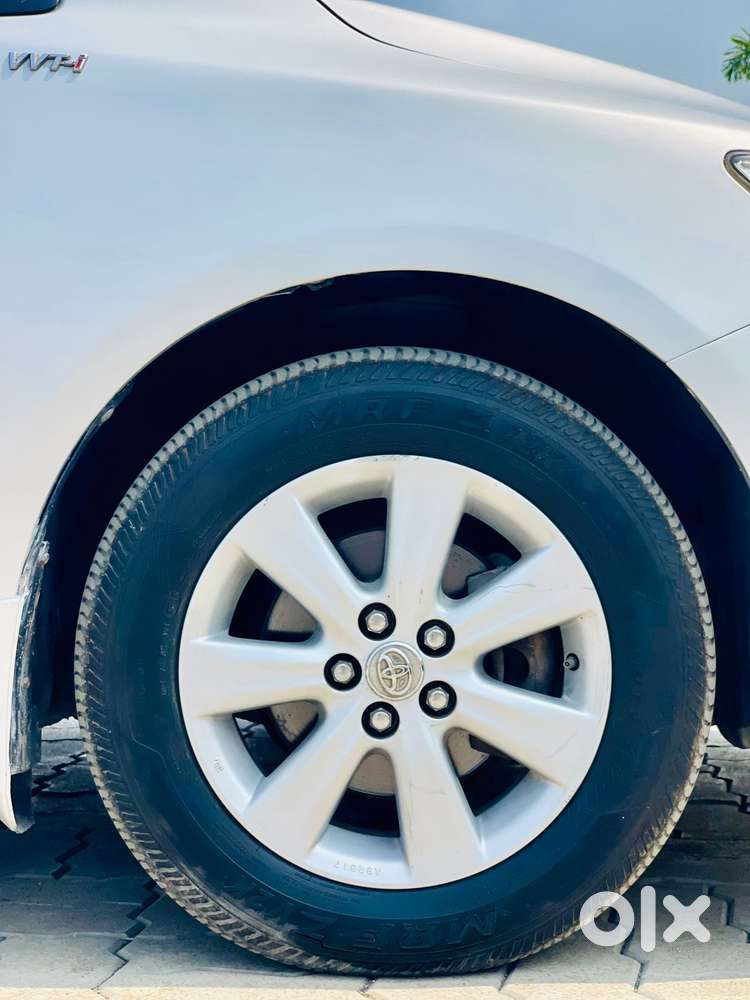 Toyota Corolla Altis 2013-2017 Vl At, 2012, Petrol