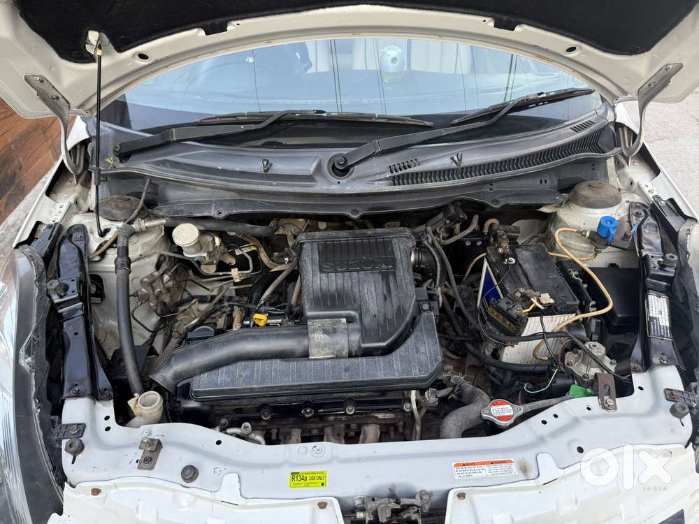 Maruti Suzuki Swift Dzire 1.3 Vxi, 2016, Petrol