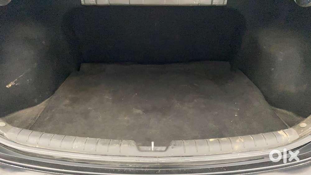 Hyundai Verna 1.5 Sx (o) Vtvt, 2021, Petrol