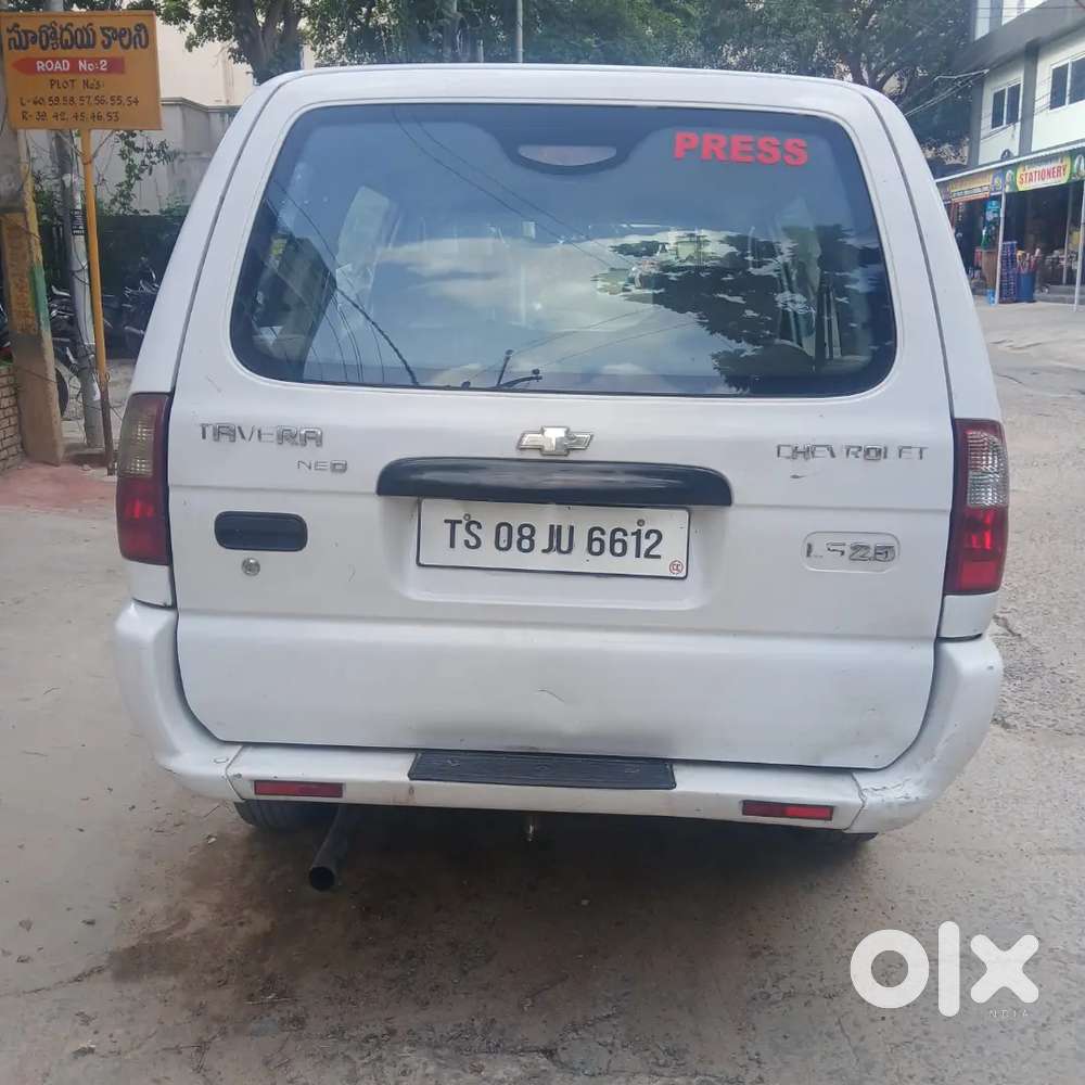 Chevrolet Tavera 2006 Diesel 105000 Km Driven