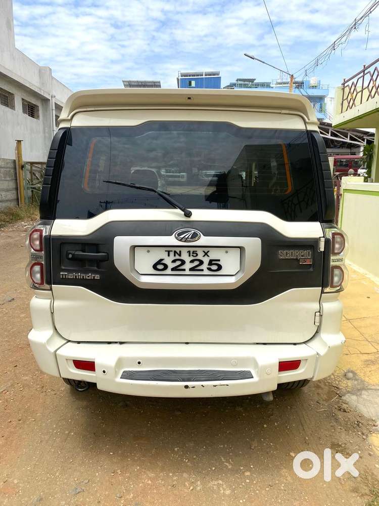 Mahindra Scorpio S8, 2015, Diesel