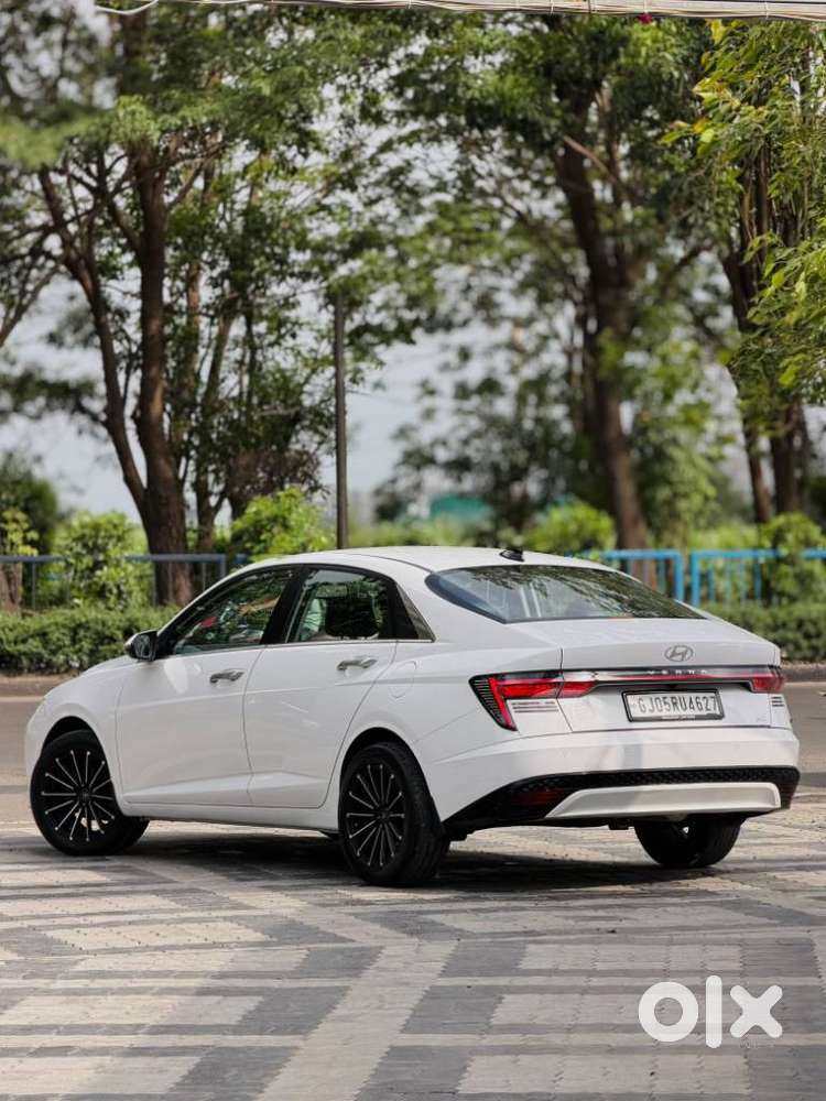 Hyundai Verna 1.5 Sx Petrol Mt, 2023, Petrol