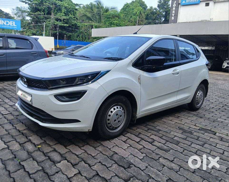 Tata Altroz 1.2 Xm, 2020, Petrol