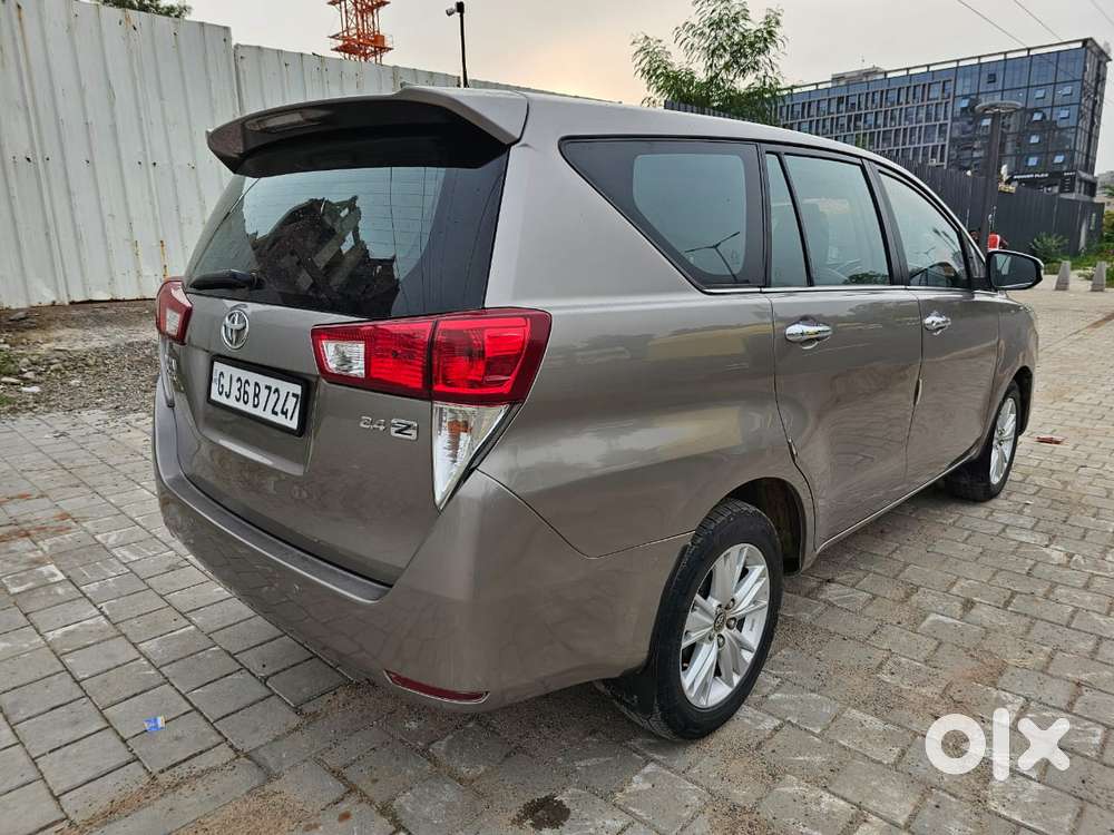 Toyota Innova Crysta 2.8 Z, 2016, Diesel