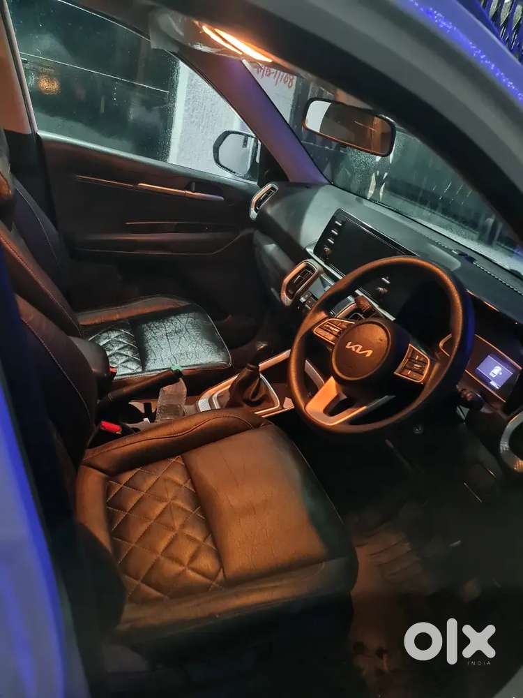 Kia Sonet Htk 1.2 Petrol Showroom Condition