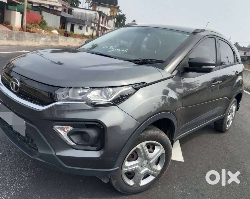 Tata Nexon 1.2 Revotron Xm (s), 2022, Petrol