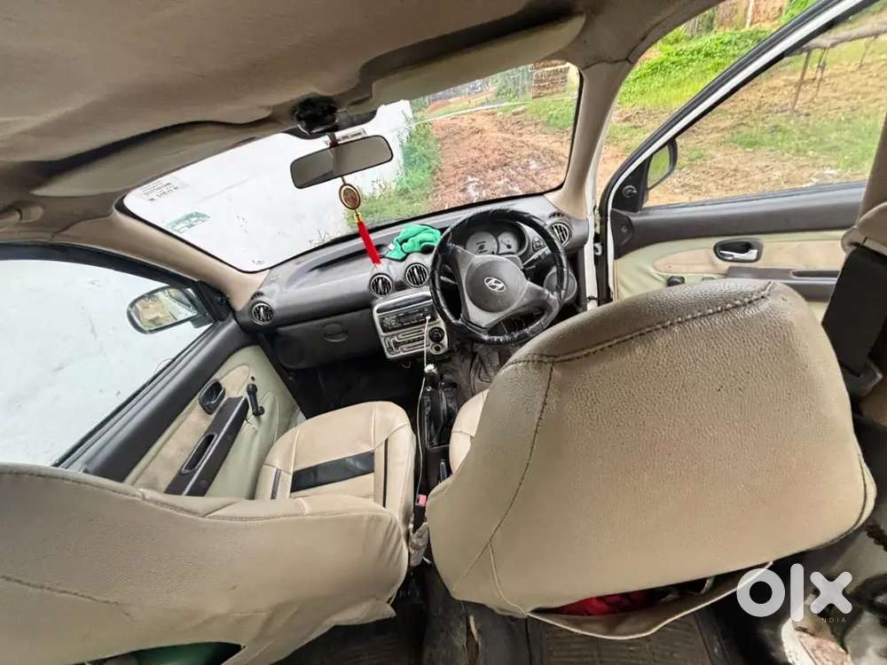 Hyundai Santro Magna 2012