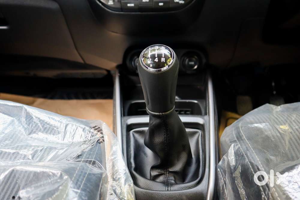 Maruti Suzuki Xl6 1.5 Zeta Mt, 2026, Petrol