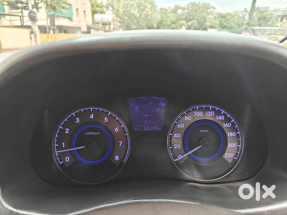 Hyundai Verna Fluidic 1.6 Vtvt Sx Opt, 2014, Petrol