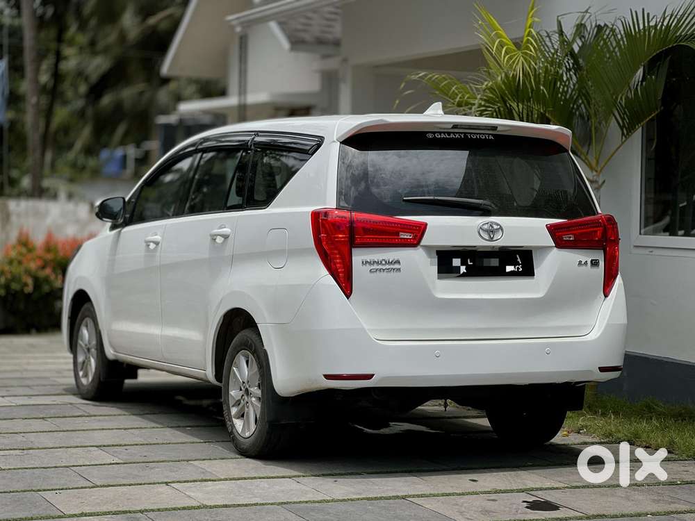 Toyota Innova Crysta 2.4 G Mt, 2017, Diesel