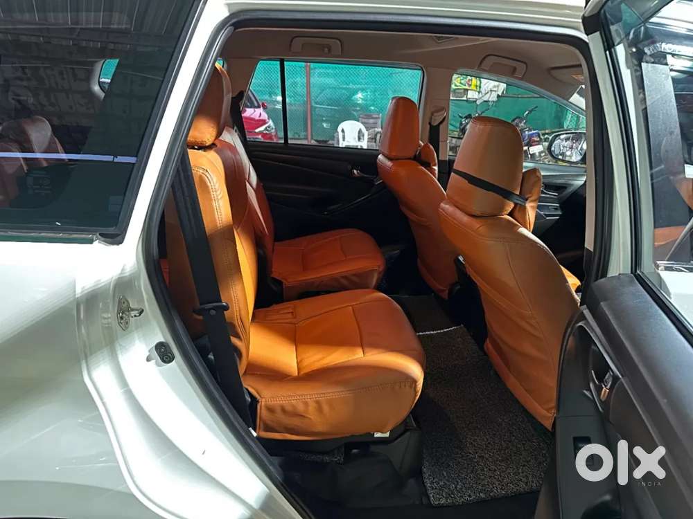 Toyota Innova Crysta 2.4 Gx Limited Edition At 7 Str, 2021, Diesel