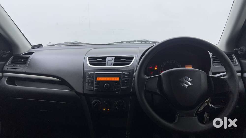 Maruti Suzuki Swift 1.2 Lxi (o), 2015, Petrol