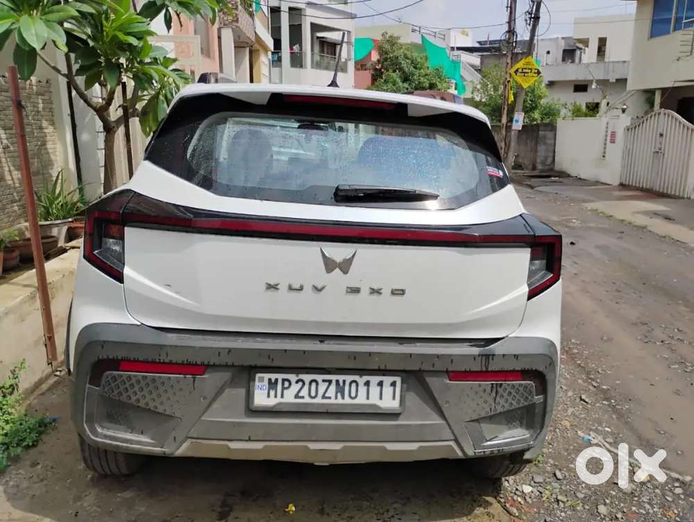 Mahindra Xuv 3xo Petrol 2024