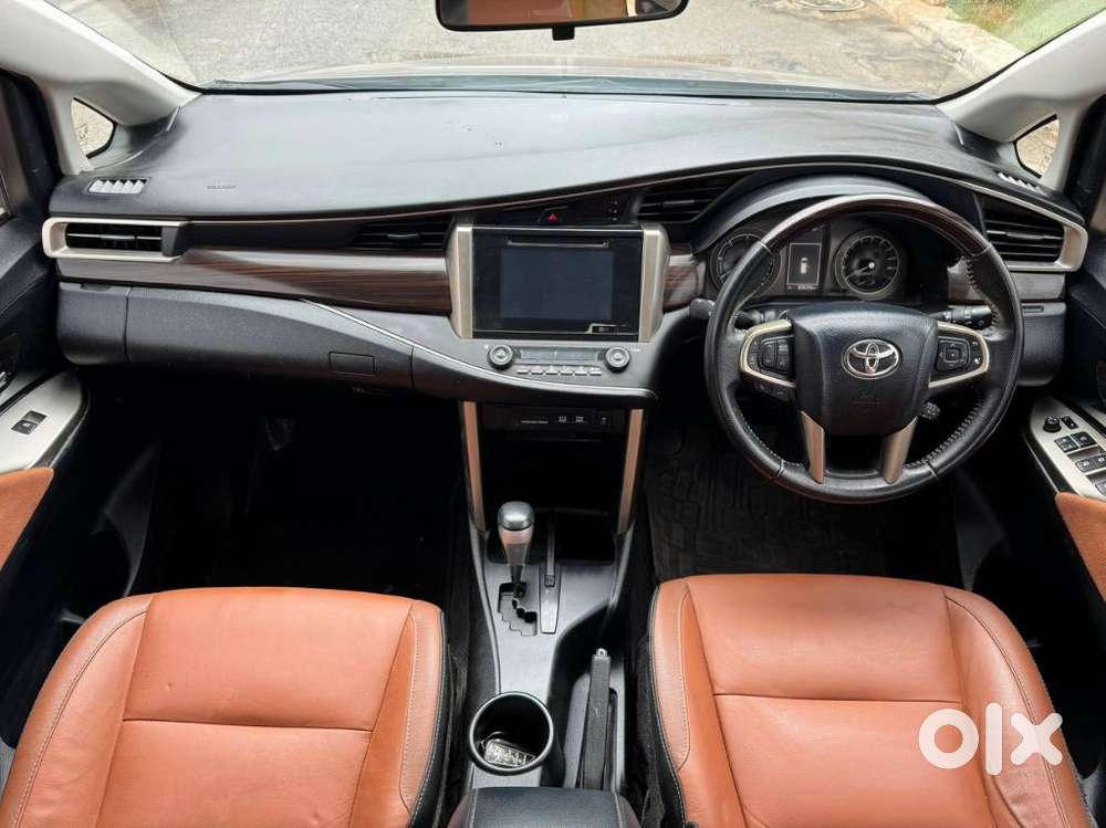Toyota Innova Crysta 2.8z Automatic, 2018, Diesel