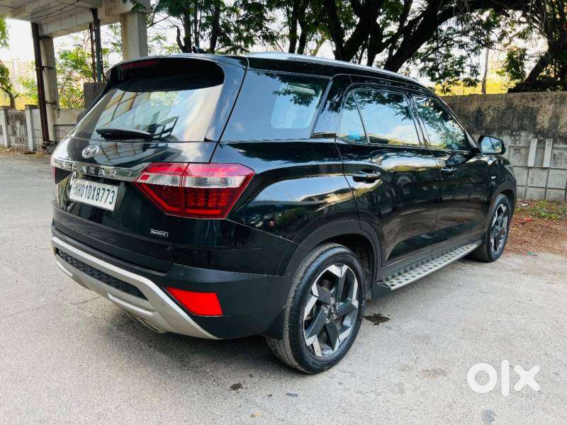 Hyundai Alcazar 2.0 Signature (o) Petrol At 6 Str, 2022, Petrol