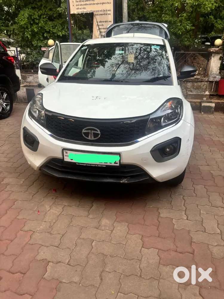 Tata Nexon 2018 Petrol Manual