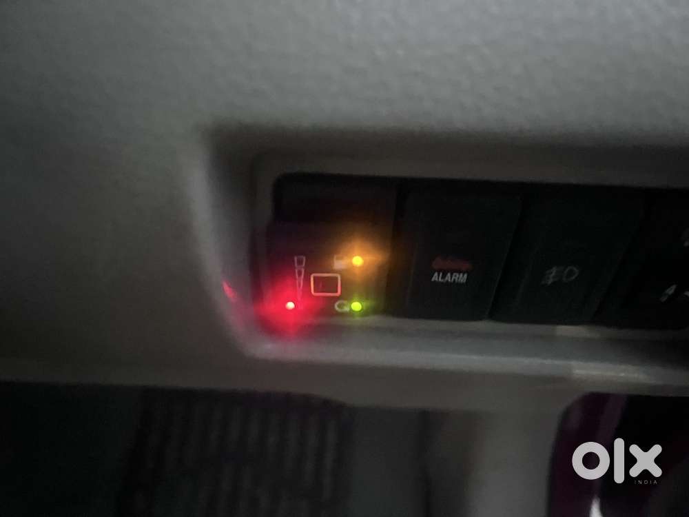 Maruti Suzuki Swift Dzire Vxi Optional, 2012, Cng & Hybrids