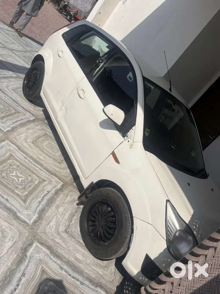 Ford Figo 2012 Diesel 96459 Km Driven