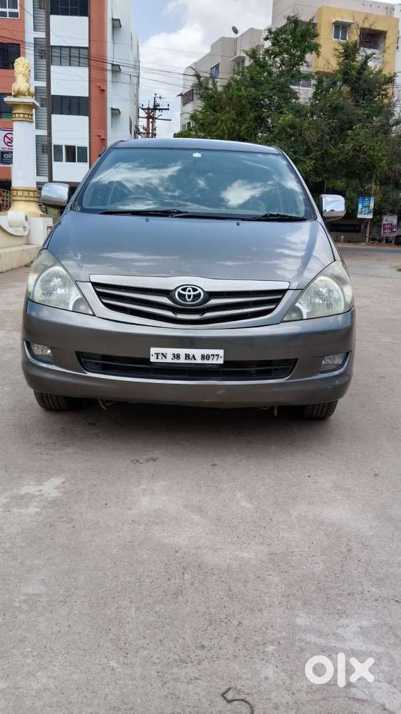 Toyota Innova 2.5 V 7 Str, 2010, Diesel