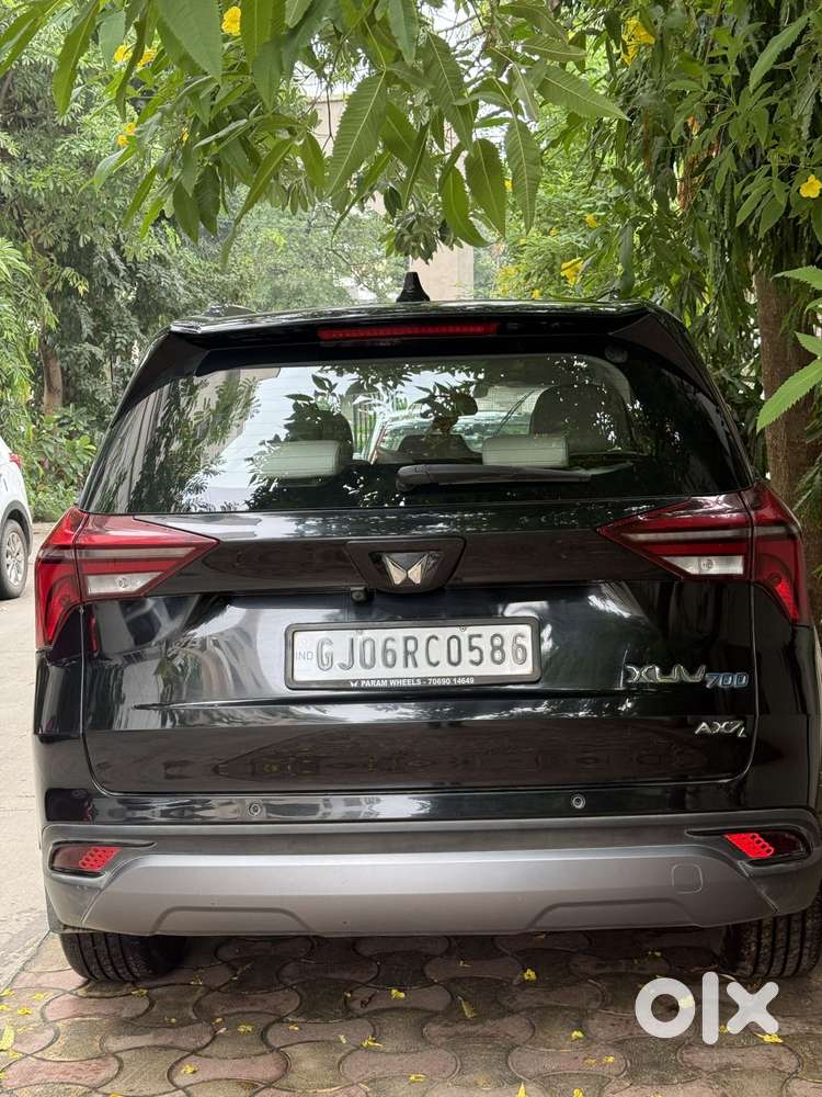 Mahindra Xuv700 2.2 Ax 7 Diesel At Luxury Pack Str, 2025, Diesel