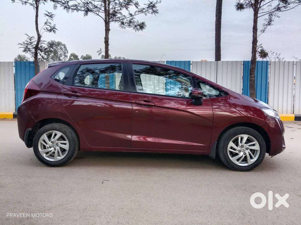 Honda Jazz V Automatic, 2016, Petrol