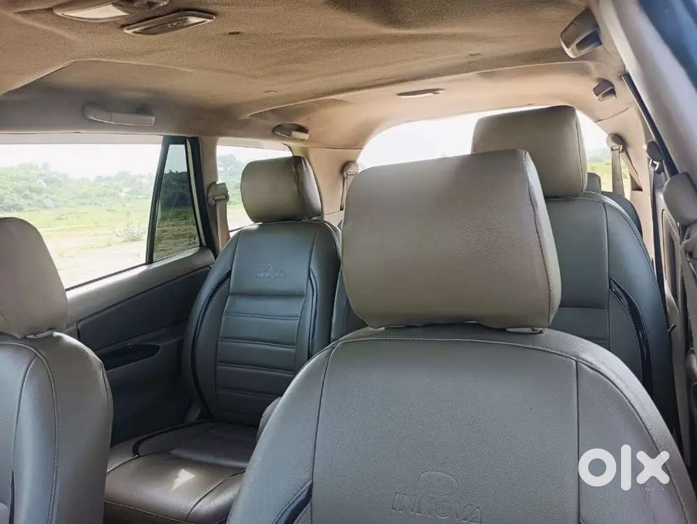 Toyota Innova 2014 Dec  Ending Model, Manual Diesel