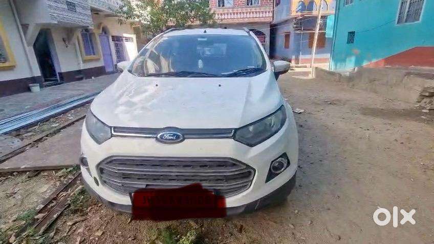 Ford Ecosport Petrol Automatic In Excellant Condition( 48000 Km, 2015)