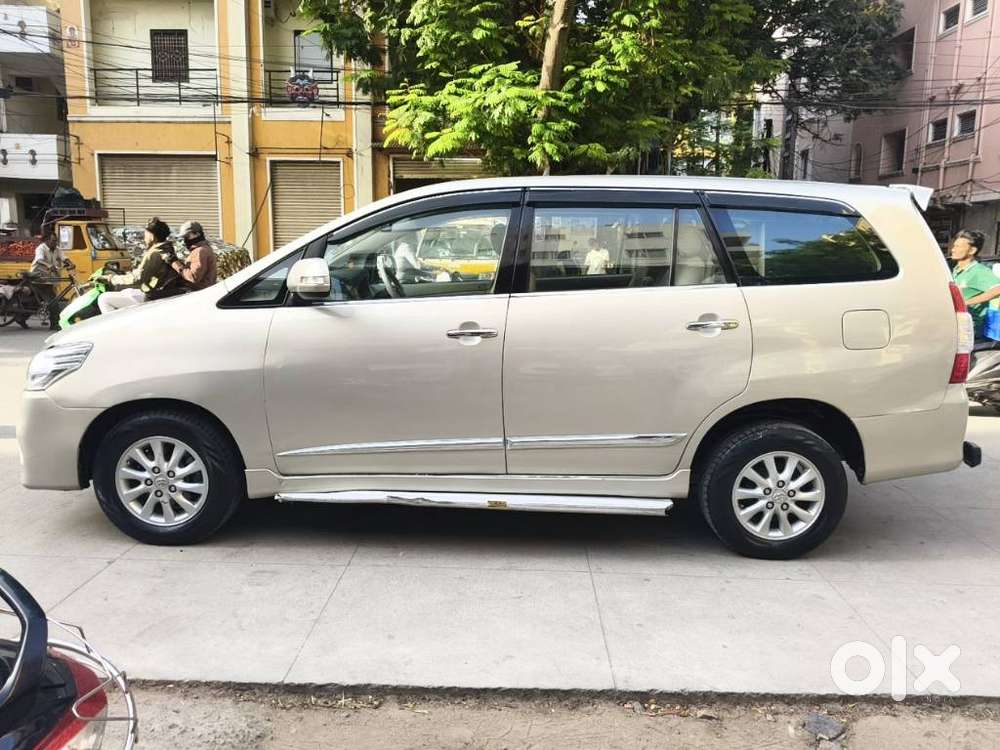 Toyota Innova 2.5 V 7 Str, 2014, Diesel
