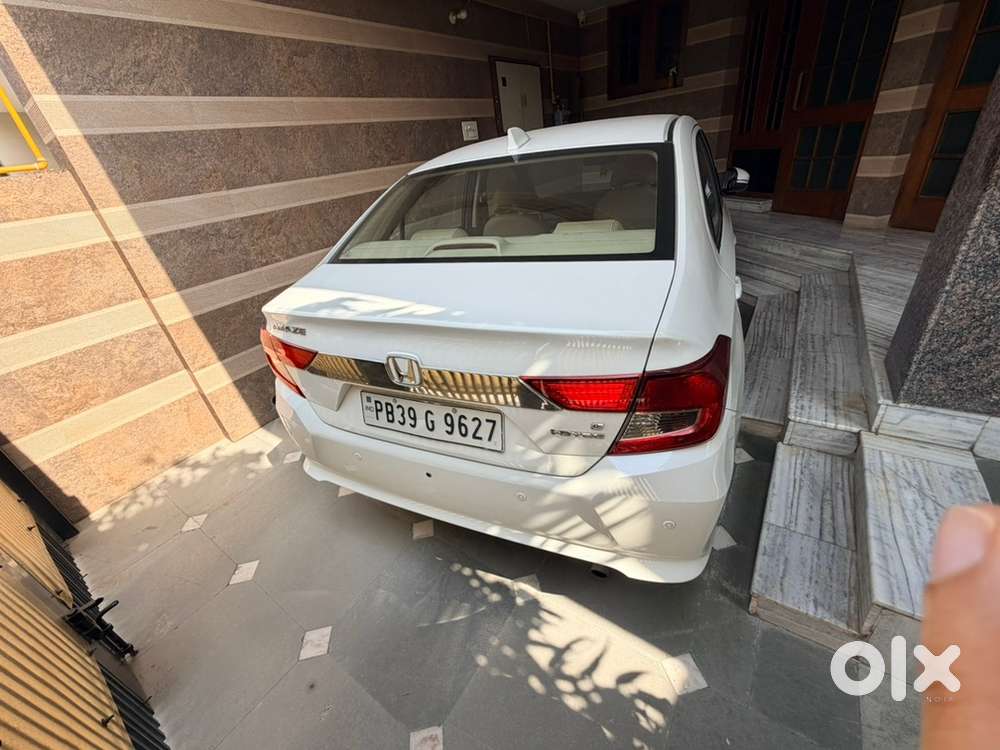 Excellent Condition Diesel Cvt Automatic Amaze