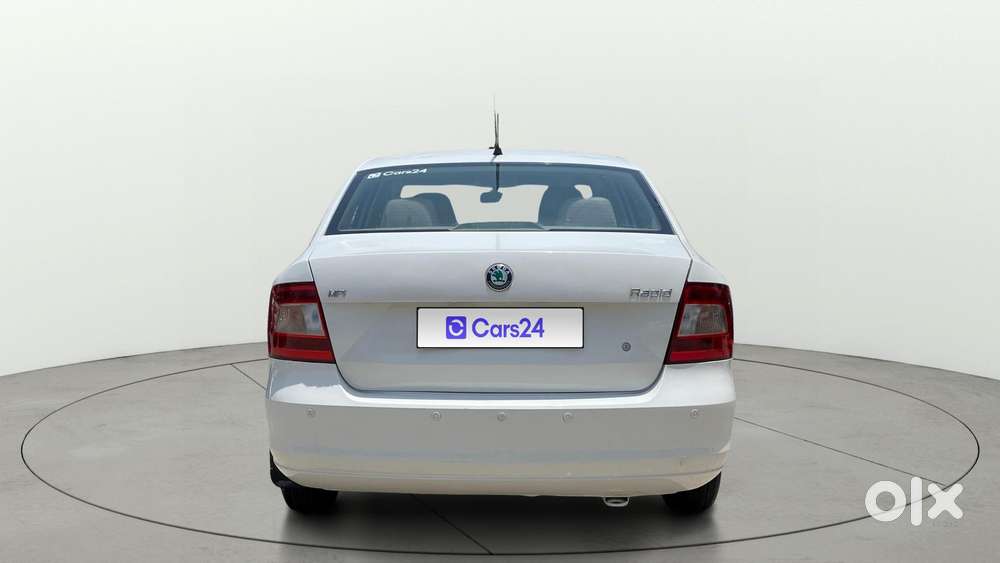 Skoda Rapid 2011-2013 1.6 Mpi At Ambition, 2013, Petrol
