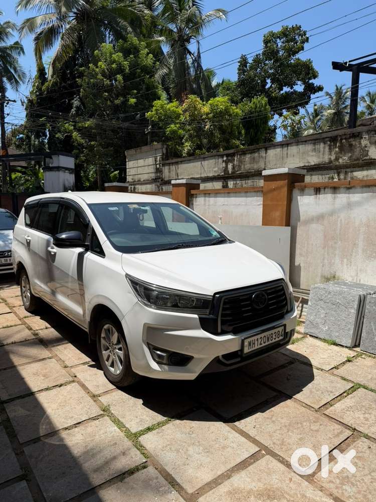 Toyota Innova Crysta 2019